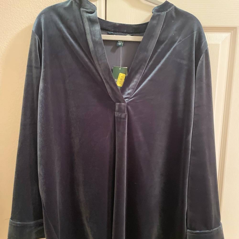 Nwt Hunter green velvet top